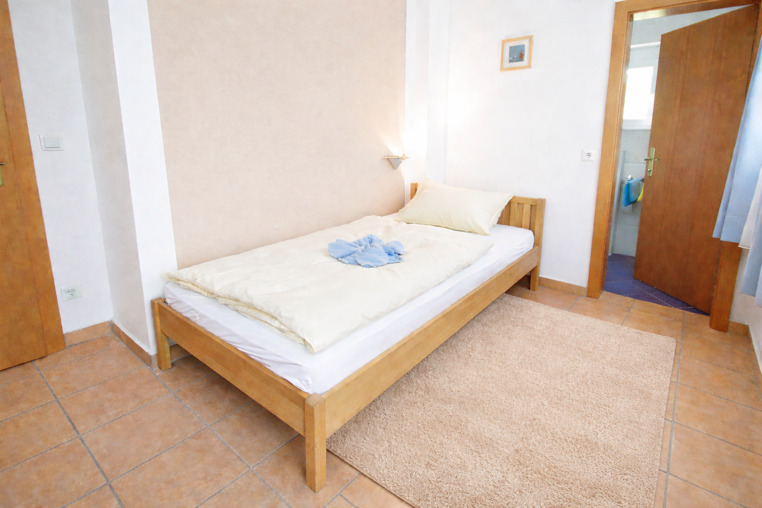 Einzelzimmer Basic – Pension Regia Velden am Wörthersee